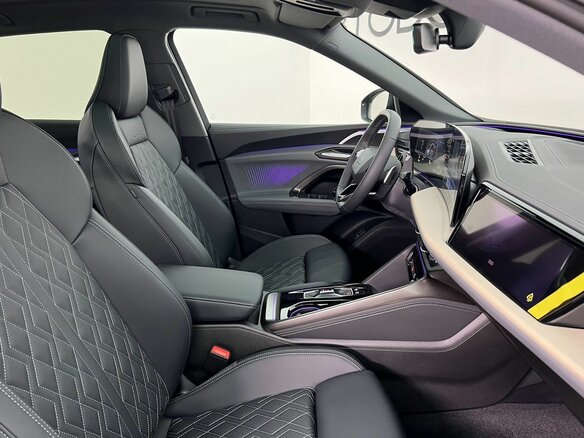 2026 Audi Q5 L III (GU), белый, 6930000 рублей - вид 4