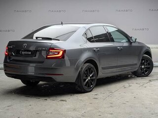 2017 Skoda Octavia III (A7) Рестайлинг, серый, 1757000 рублей, вид 3