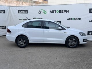 2019 Volkswagen Polo V Рестайлинг, белый, 1088800 рублей, вид 4