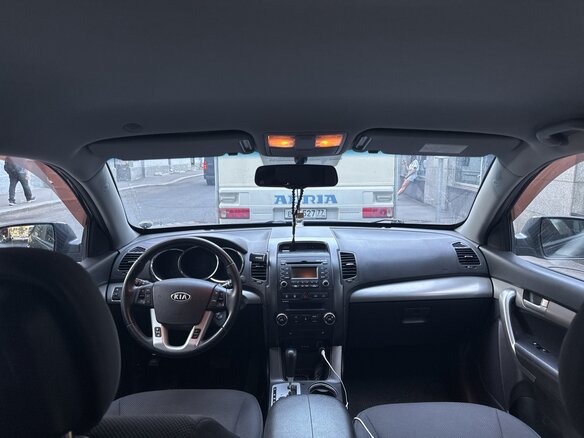 2012 Kia Sorento II, чёрный - вид 14