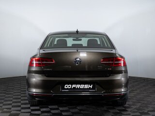 2017 Volkswagen Passat B8, коричневый, 1738000 рублей, вид 4