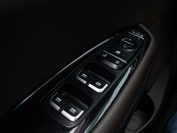 2019 Kia Optima IV Рестайлинг, серебристый, 1923400 рублей - вид 22