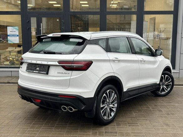 2022 Geely Coolray I, белый, 1850000 рублей - вид 3
