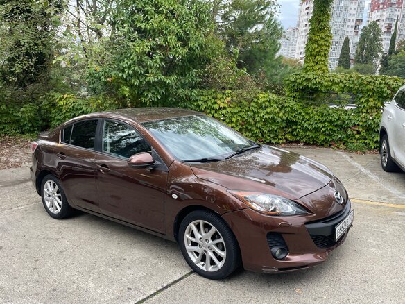2012 Mazda 3 II (BL) Рестайлинг, коричневый, 860000 рублей