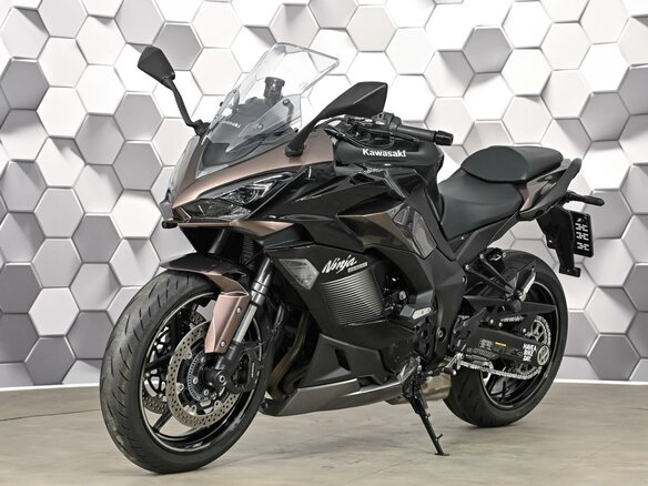 2023 Kawasaki Ninja 1000 SX, чёрный, 1259000 рублей - вид 1