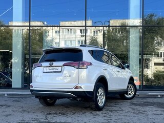 2018 Toyota RAV4 IV (XA40) Рестайлинг, белый, 2217000 рублей, вид 5