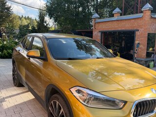 2018 BMW X2 sDrive18i I (F39), золотистый, 2700000 рублей, вид 1