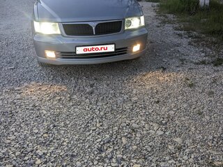 2001 Mitsubishi Chariot Grandis III, голубой, 650000 рублей, вид 2