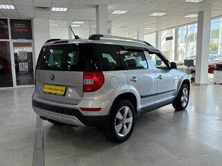 2017 Skoda Yeti I Рестайлинг, серебристый, 1550000 рублей, вид 5