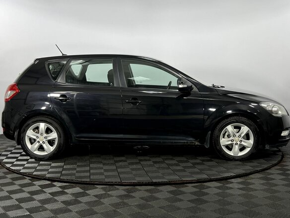 2011 Kia Ceed I Рестайлинг, чёрный, 710000 рублей - вид 4