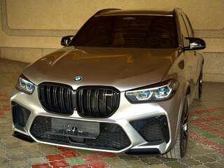 2021 BMW X5 M Competition III (F95), серый, 8900000 рублей, вид 4