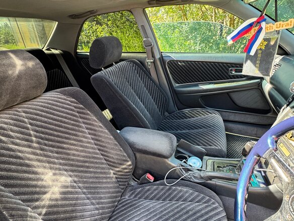 1999 Toyota Mark II VIII (X100), белый, 1100000 рублей - вид 17