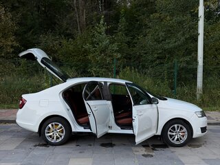 2017 Skoda Rapid I, белый, 550000 рублей, вид 4