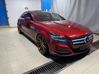 2013 Mercedes-Benz CLS 350 II (C218), красный, 3000000 рублей, вид 3