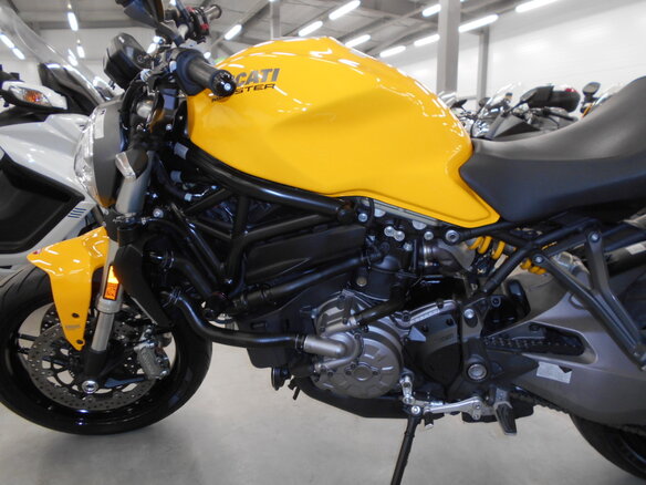 2018 Ducati Monster 821, жёлтый, 770000 рублей - вид 15