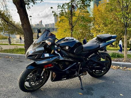 2006 Suzuki GSX-R 600, чёрный, 670000 рублей, вид 5
