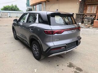 2026 BYD Yuan Up 45.12 kWh, серый, 1620444 рублей, вид 4