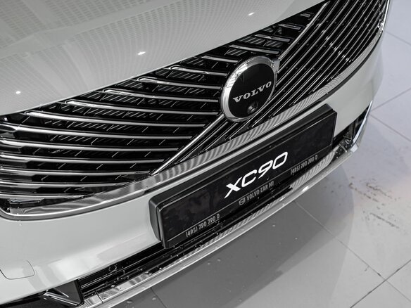 2026 Volvo XC90 B5 II Рестайлинг 2, серый, 13950000 рублей - вид 12