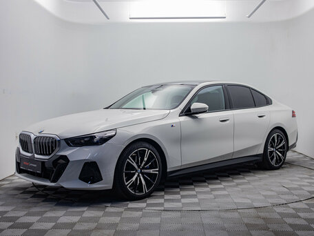 BMW 5 серии VIII (G60/G61/G68)