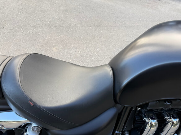 2012 Triumph Rocket III, чёрный, 900000 рублей - вид 15