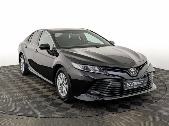 2019 Toyota Camry VIII (XV70), чёрный, 2580000 рублей - вид 2