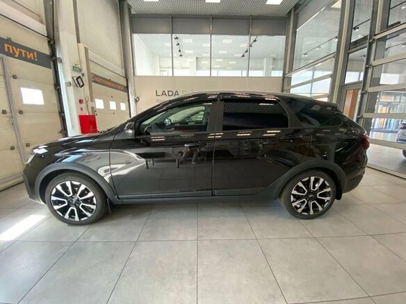 2026 Lada (ВАЗ) Vesta SW Cross I Рестайлинг (NG), чёрный - вид 1