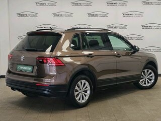 2020 Volkswagen Tiguan II, коричневый, 2200000 рублей, вид 2