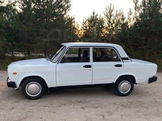 2005 Lada (ВАЗ) 2107, белый, 180000 рублей, вид 3