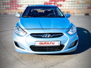 2012 Hyundai Solaris I, серый, 730000 рублей, вид 2