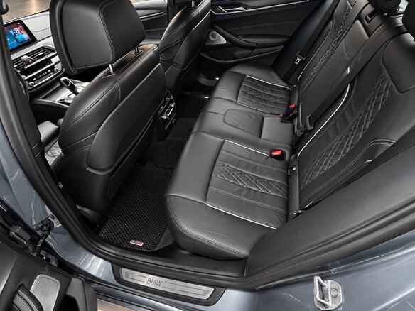 2021 BMW 5 серии 530d xDrive VII (G30/G31/G38) Рестайлинг, серебристый, 6300000 рублей - вид 18
