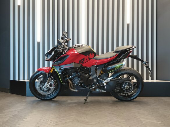 2026 QJMotor SRK 921, красный, 1090000 рублей - вид 7