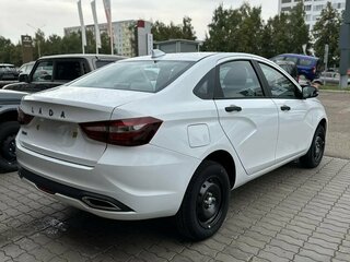 2026 Lada (ВАЗ) Vesta I Рестайлинг (NG), белый, 1631000 рублей, вид 4