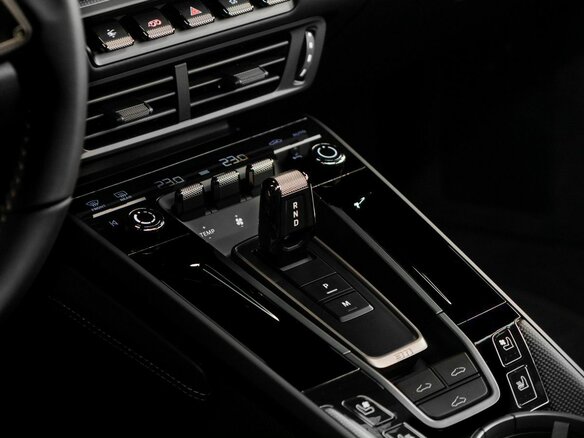 2026 Porsche 911 Turbo S VIII (992) Рестайлинг, зелёный, 39000000 рублей - вид 28