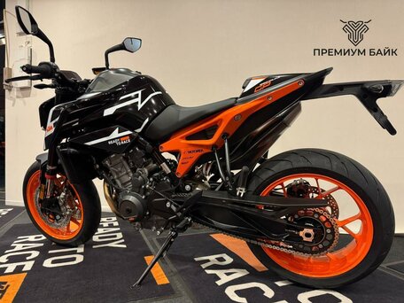 2023 KTM 890 Duke GP, чёрный, 899000 рублей, вид 4