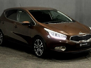 2013 Kia Ceed II, коричневый, 1250000 рублей, вид 3
