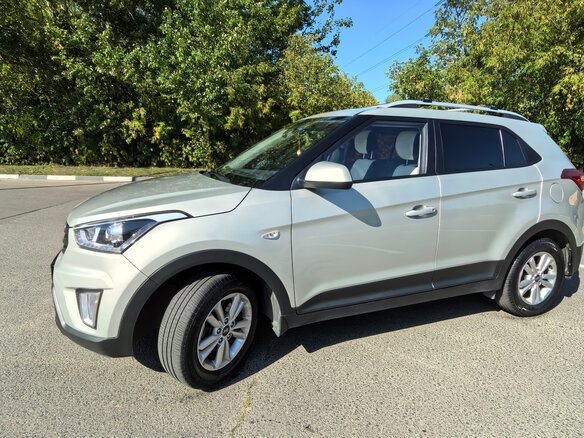 2018 Hyundai Creta I, бежевый, 1900000 рублей
