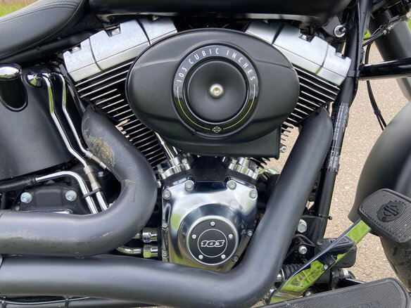 2013 Harley-Davidson Fat Boy, чёрный, 1700000 рублей - вид 4