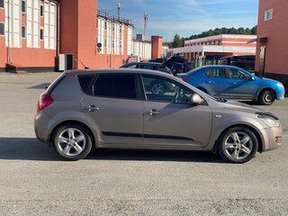 2007 Kia Ceed I, бежевый, 650000 рублей, вид 4