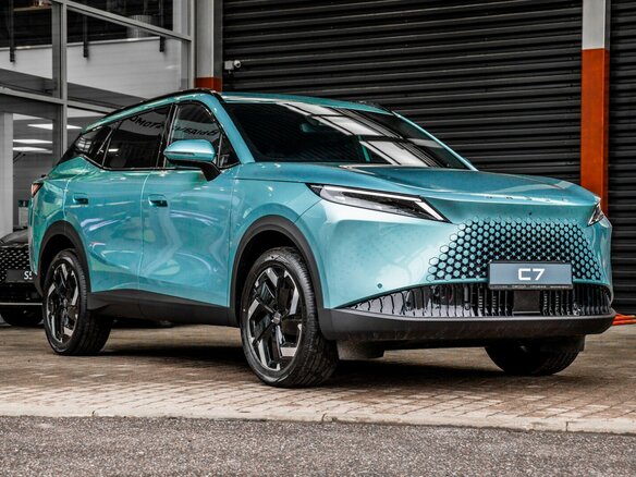 2026 Omoda C7, зелёный, 3464010 рублей - вид 2