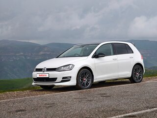 2015 Volkswagen Golf VII, белый, 1550000 рублей, вид 2