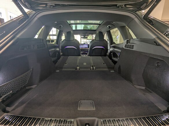 2026 Audi Q5 L III (GU), зелёный, 6690000 рублей - вид 32