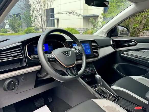 2023 Jetta VS7 I Рестайлинг 1, зелёный, 1650275 рублей - вид 11