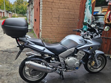 2009 Honda CBF 1000, серый, 480000 рублей, вид 1