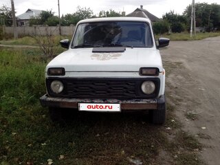 2001 Lada (ВАЗ) 2121 (4x4) I Рестайлинг, белый, 240000 рублей, вид 2
