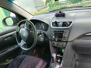 2011 Suzuki Swift IV, красный, 640000 рублей, вид 1
