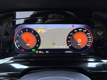 2023 Volkswagen Golf VIII, серый, 2502846 рублей, вид 4
