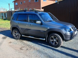 2018 Chevrolet Niva I Рестайлинг, серый, 750000 рублей, вид 2