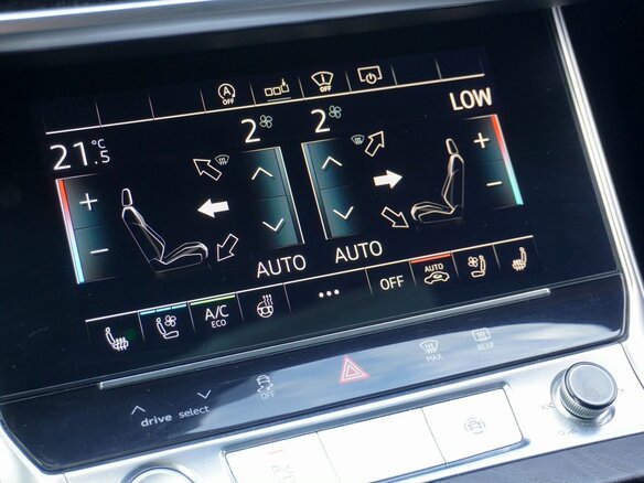 2019 Audi A6 45 TFSI V (C8), чёрный, 3555000 рублей - вид 15