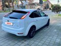 2010 Ford Focus II Рестайлинг, белый, 700000 рублей - вид 2