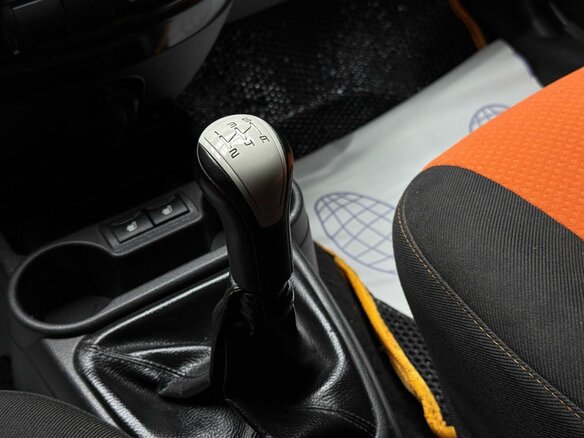 2015 Lada (ВАЗ) Kalina II, серебристый, 499000 рублей - вид 15
